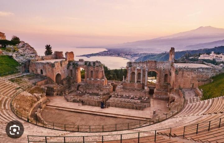 Romantica Casa A Taormina Zewnętrze zdjęcie